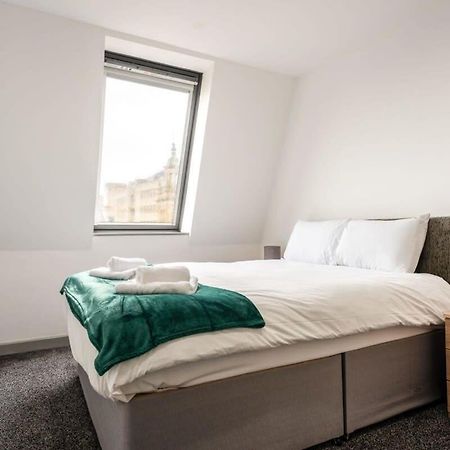 Modern 1 Bed Budget Apartment In Central Halifax Exterior photo